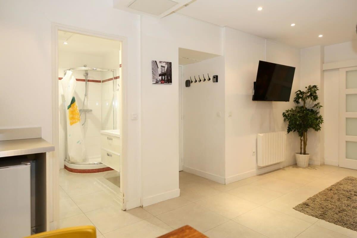 Rdj - Appartement Tout Confort Au Coeur De Paris 5 Экстерьер фото
